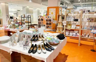 有明ガーデンのママ向けセレクトショップでハンズフリーパンプス「すぽばき」を試着できるフィッティングストアを開催中