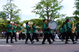 けやきスペシャルパレードの開催