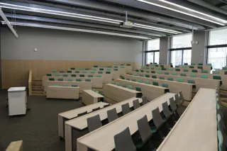 4月１日オープンの新校舎「センターフォレスト」で授業を受けてみよう！明治大学理工学部・農学部が高校生向け「公開講座」を2025年5月から生田キャンパスで開講