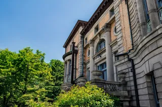 京都・長楽館にて「芸術祭 in CHOURAKUKAN 2025」を9月28日に開催決定。草喰なかひがし×大原千鶴による特別対談など多彩な催し。