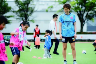 山梨県曽根丘陵公園で「サッカー教室」を9月23日（火・祝）に開催！FCふじざくら山梨の選手とサッカーをしよう！