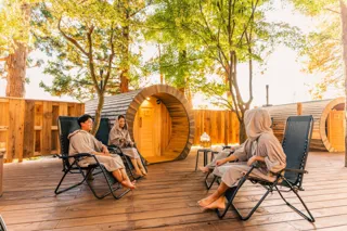 新潟県新発田市のバレルサウナ「sui」、11月22日(土)に1周年記念イベントを開催!自然・郷土食・サウナを満喫できる、一日限りの特別な感謝祭。