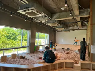 【新エリアオープン】淡路島の自然体験型ミュージアム「AWAJI EARTH MUSEUM」に、利用無料の“キッズエリア”と屋外設置の”ピザ窯”が登場
