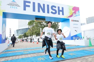横浜マラソンを親子でまるごと体験できる新企画登場！ 「フィニッシュテープを切ってみよう ＆ バックヤードツアー！」７月18日（金）から募集開始！