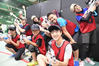 【オリエンタルホテル 沖縄リゾート＆スパ】2025-2026年末年始イベントのご案内沖縄初上陸のチーム戦型シューティングスポーツが登場　光線銃を使った「フラッグハント」で家族総出の白熱バトル！