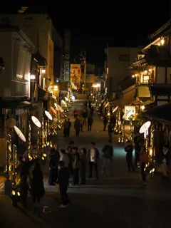 金刀比羅宮表参道を幻想的な「竹あかり」でライトアップ・琴平山博覧会「琴平×まんのう 竹あかりプロジェクト」11月9日～12月25日開催