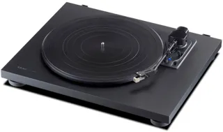 【新宿プリンスホテル】ｘ【ＴＥＡＣ】「秋の夜⾧を彩るレコードステイプラン」にてTEAC のレコードプレーヤーが採用されました