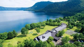 【十和田プリンスホテル】冷涼な避暑地十和田湖畔に佇むクラシカルホテル　リニューアルされたレストランで「TOWADA Summer French」を提供