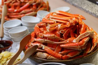 【神戸みなと温泉 蓮】開業10周年記念「本ズワイ蟹の食べ放題フェア」～12/1から 宿泊プラン・日帰りプランで開催～