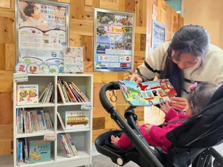 電車やバスの移動時間を読み聞かせタイムに！　今年度も「絵本の駅」が豊橋市でスタート