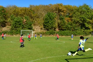 「海・花ちびっこサッカー大会U-9」を開催します。（国営ひたち海浜公園）