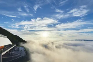 【トマム】20周年を迎える「雲海テラス」オープン！今年もダイナミックな雲海に出会えるチャンス到来、雲をイメージした「雲ケーキ」も新登場｜営業開始日：2025年5月8日