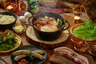 COMORIVERに地元の食材を使った「韓国スンドゥブチゲ」の夕食付きの宿泊プランが冬限定で登場します