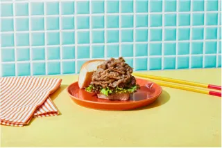 【焼肉きんぐ】『KING'S HAWAIIAN』の表参道大規模POP UPにてコラボ商品を販売
