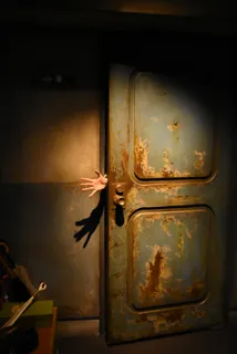 ホラーにふれる展　-映画美術の世界-