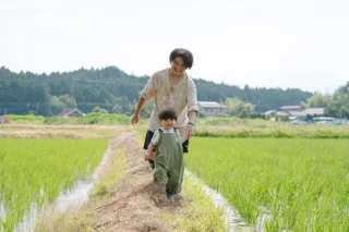 那須の秋を親子で収穫！黄金色の田んぼで学ぶ「秋の田んぼ教室」を開催