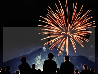 北軽井沢の大自然に佇む一棟貸しヴィラリゾート「あさま空山望」、真夏の夜空を彩る打ち上げ花火ナイト「特別な60秒」を8月1日と22日に初開催