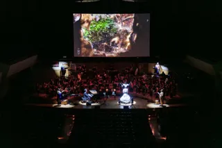 渋谷慶一郎の「アンドロイド・オペラ」がサントリーホールで上演、感涙のスタンディングオーベーションで幕／来年5月に大阪・フェスティバルホールでの再演決定